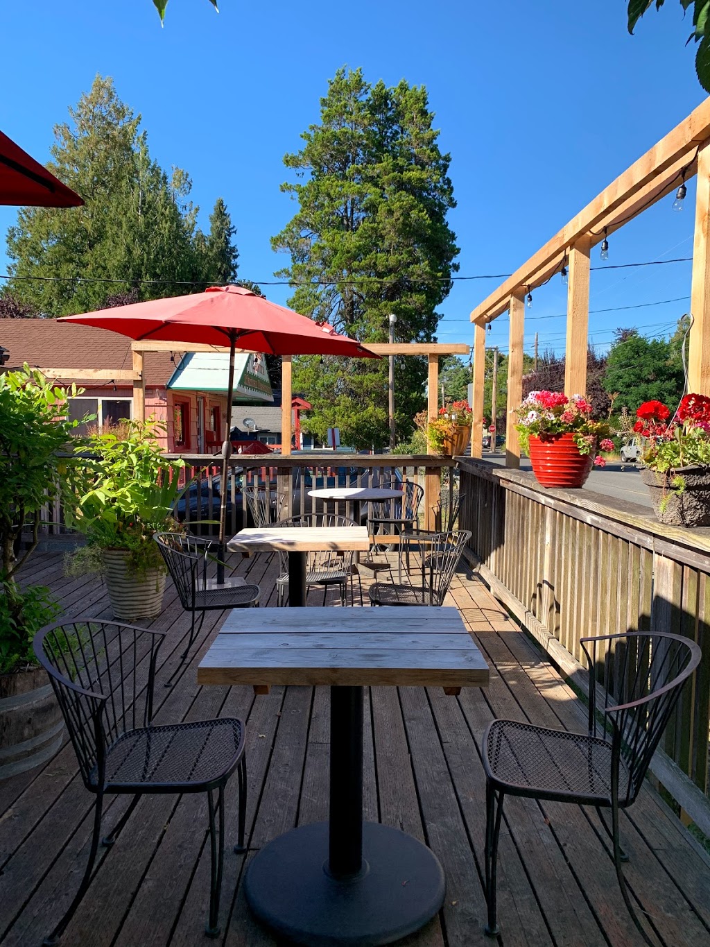 Earthen Bistro | 17635 100th Ave SW, Vashon, WA 98070, USA | Phone: (360) 536-8583