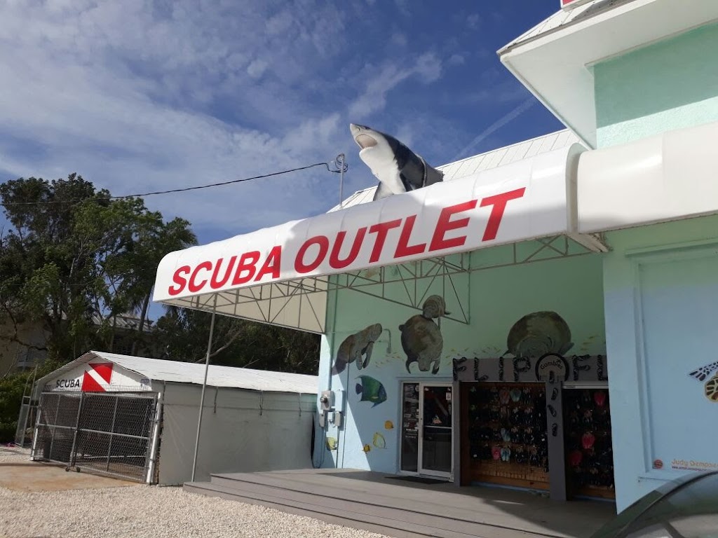 Scuba Quest Outlet | 106010 Overseas Hwy, Key Largo, FL 33037, USA | Phone: (305) 451-1408