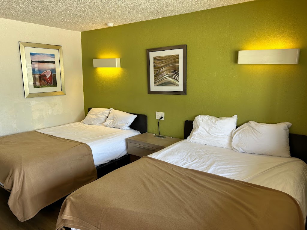 MOTEL 9 | 1724 Lorain Blvd, Elyria, OH 44035, USA | Phone: (215) 917-9234