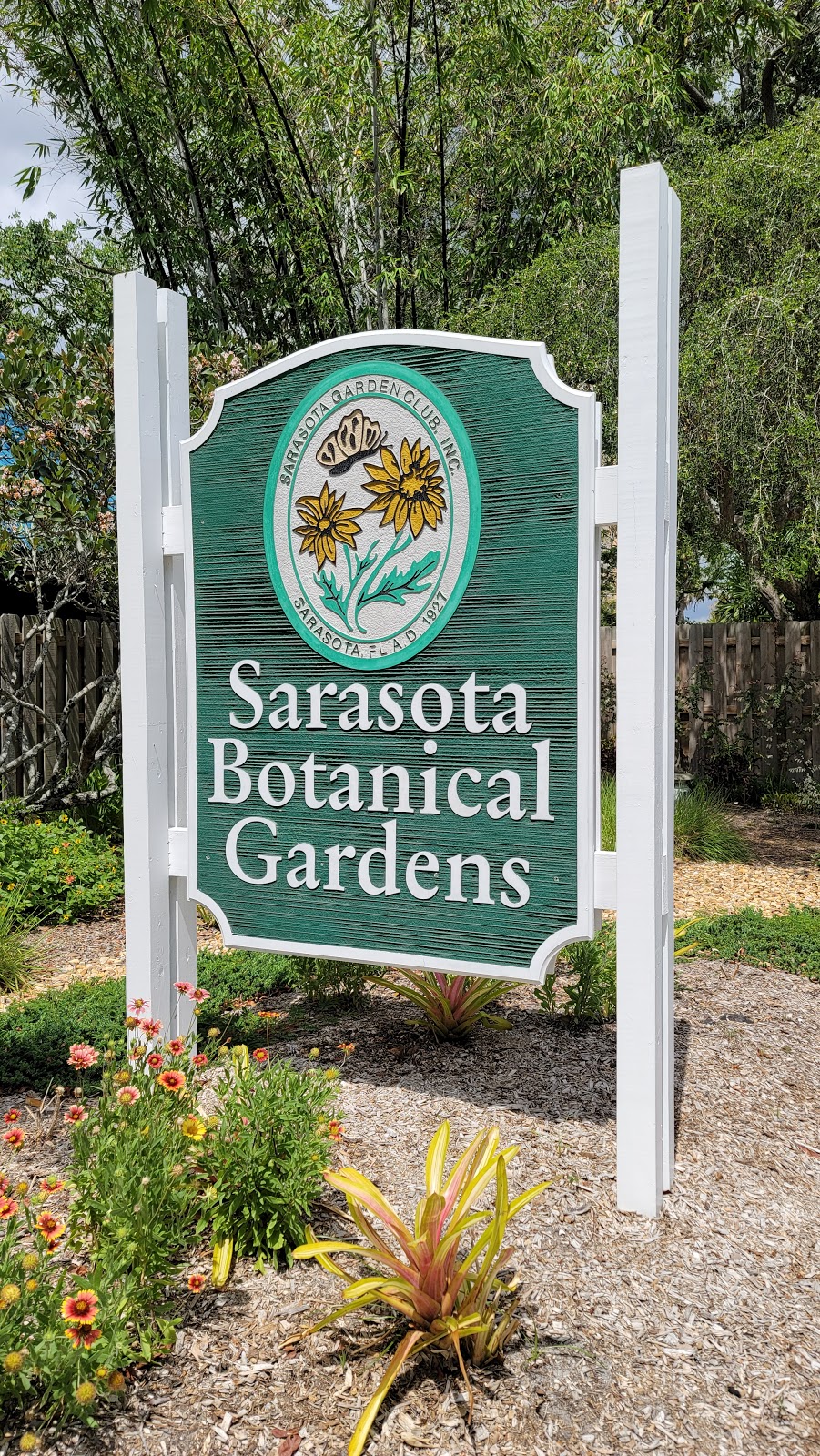 Sarasota Garden Club | 1131 Boulevard of the Arts, Sarasota, FL 34236, USA | Phone: (941) 955-0875