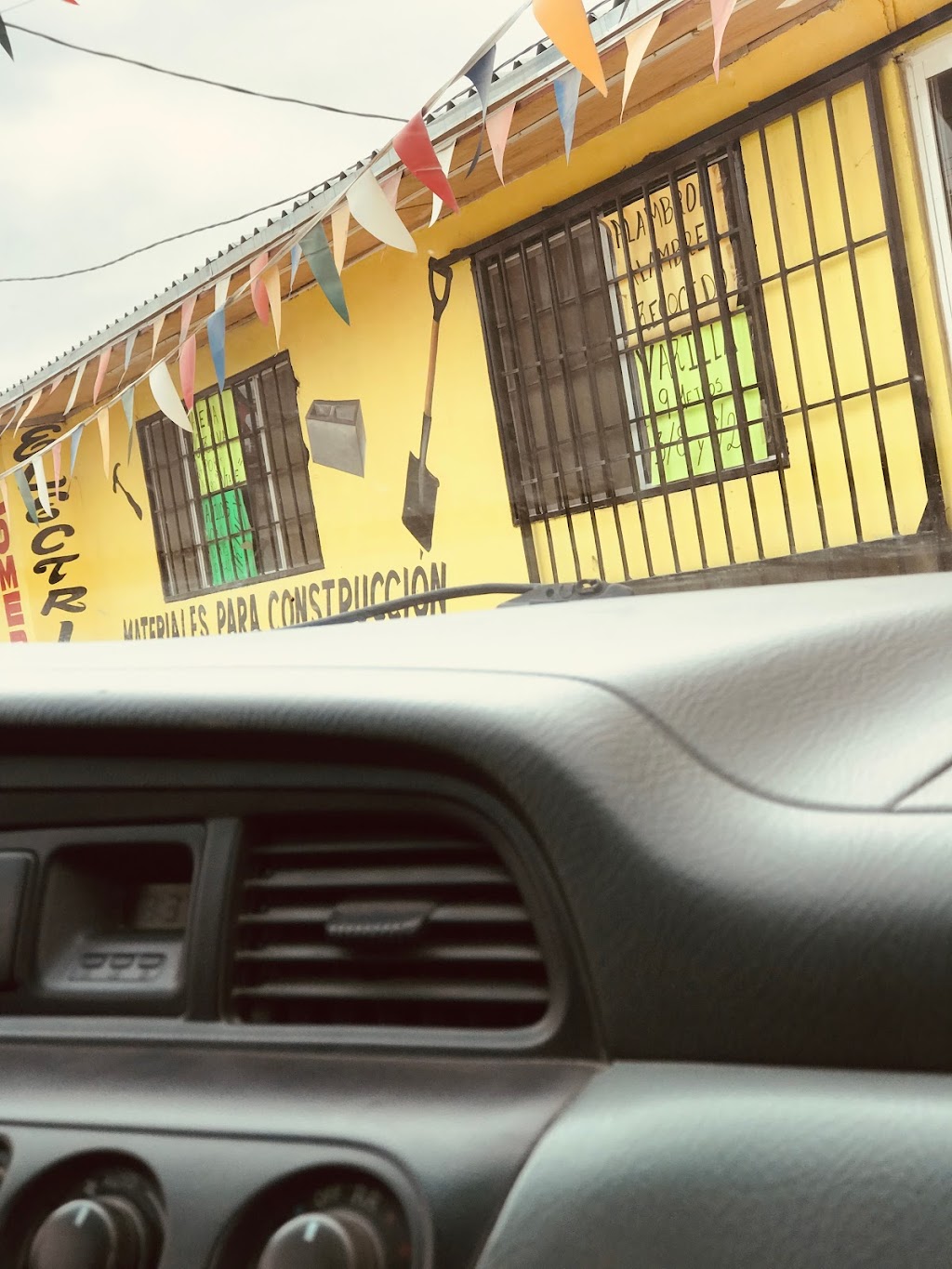 Ferreteria Y Materiales | Carretera libre, Tijuana - Tecate, Quintas Campestres El Florido, 22254 Tijuana, B.C., Mexico | Phone: 664 200 3969 Ferreteria Y Materiales | Carretera libre, Tijuana - Tecate, Quintas Campestres El Florido, 22254 Tijuana, B.C., Mexico | Phone: 664 200 3969