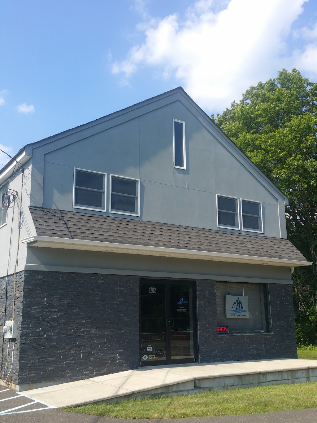 Sport and Hound 1202 Valley Rd, Stirling, NJ 07980, USA BusinessYab