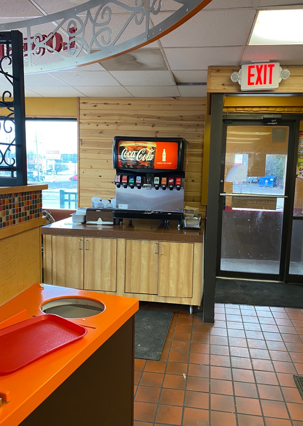 Popeyes Louisiana Kitchen | 1200 S Arlington St, Akron, OH 44306, USA | Phone: (330) 786-0770