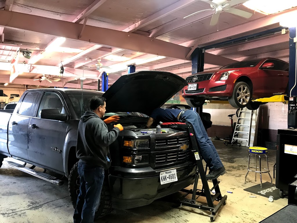 Plaza Auto Repair | 2509 W Waggoman St, Fort Worth, TX 76110, USA | Phone: (817) 455-0530