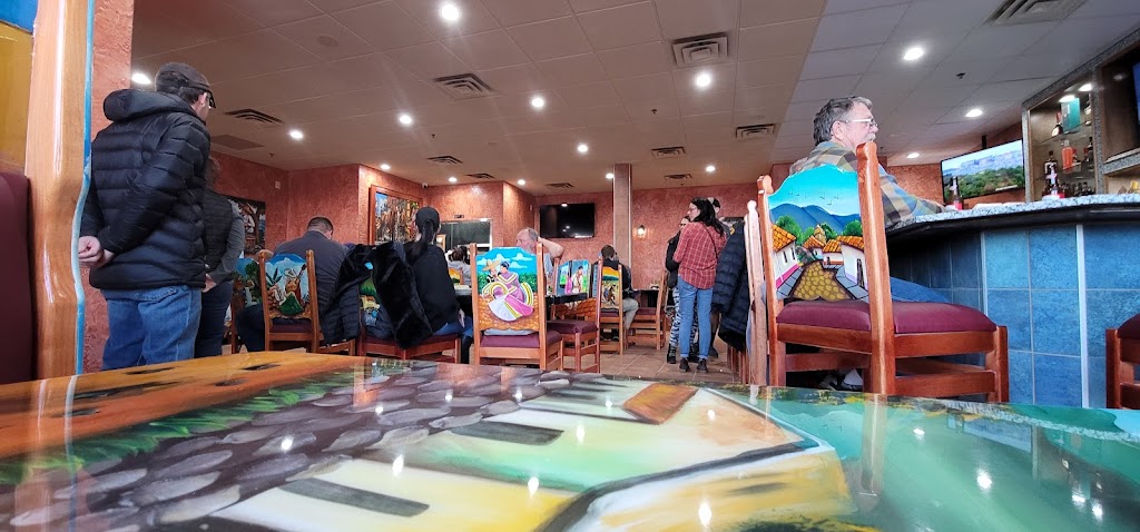 El loro mexican restaurant | 749 E Enterprise Dr, Belle Plaine, MN 56011, USA | Phone: (952) 300-8947