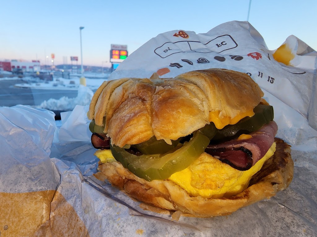 Burger King | 2960 New Pinery Rd, Portage, WI 53901, USA | Phone: (608) 683-2052