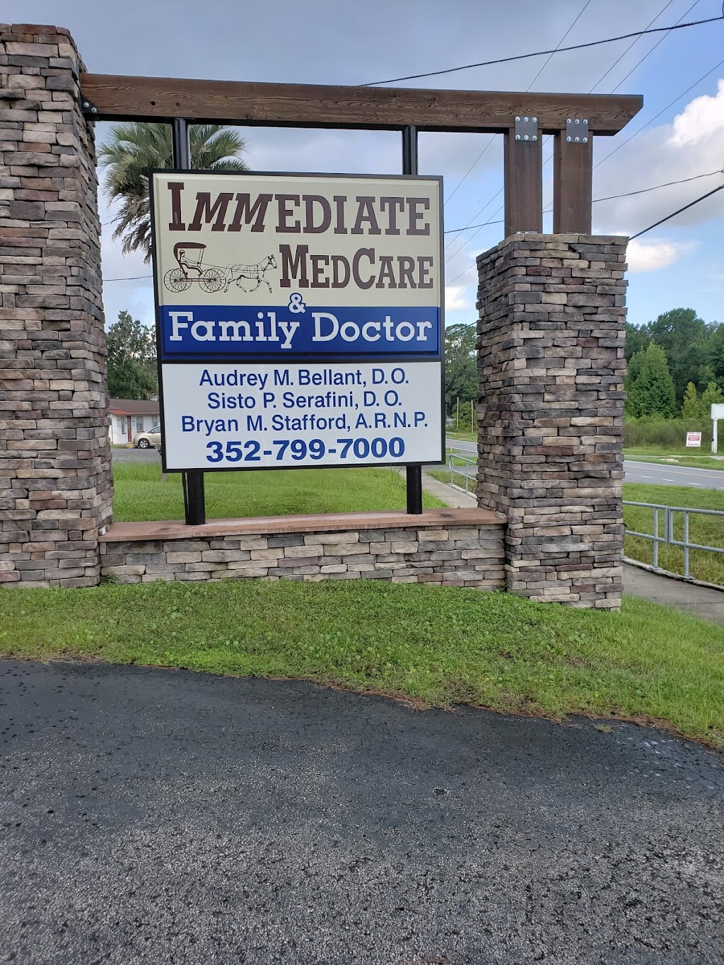 Immediate Medcare And Family Doctors | 959 W Jefferson St, Brooksville, FL 34601, USA | Phone: (352) 799-7000