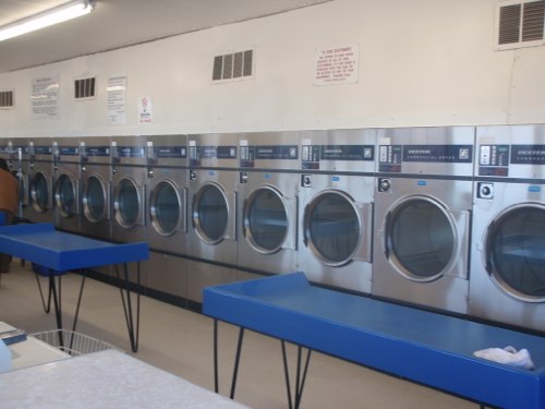 Yanceyville Laundry Land Laundromat | 1163 Main St, Yanceyville, NC 27379, USA | Phone: (434) 793-2011