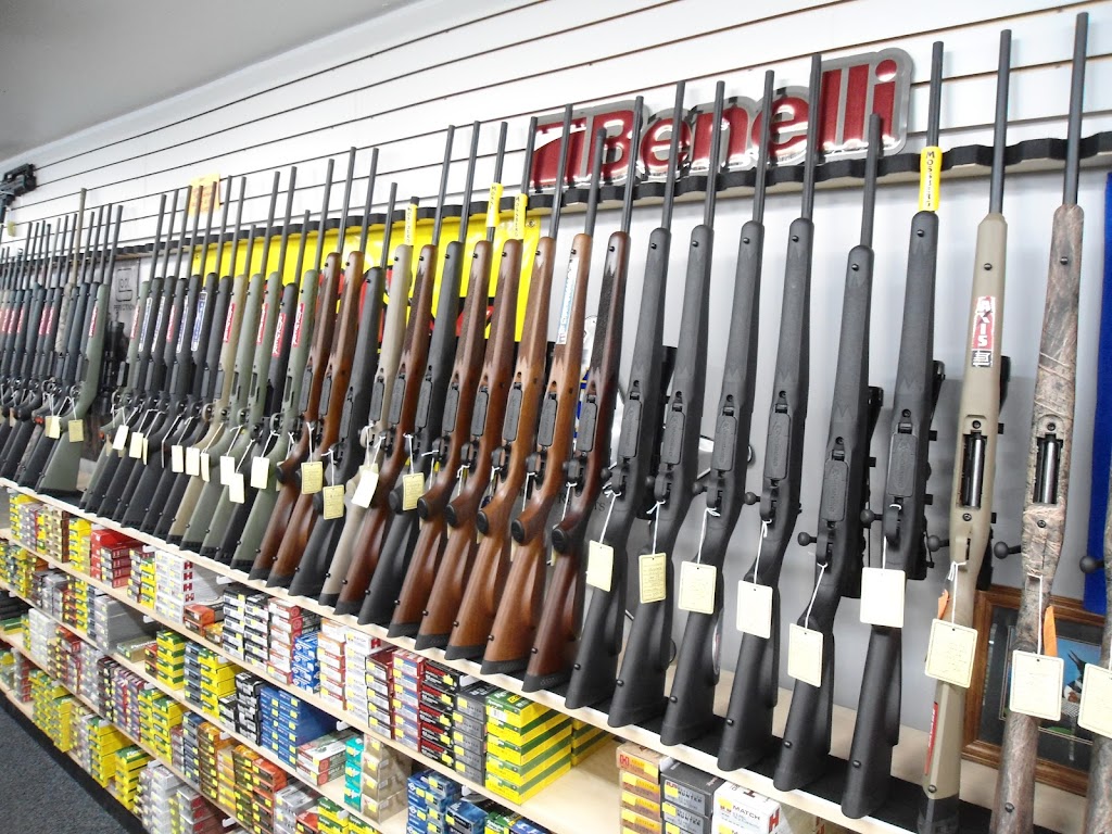 Franks Gun Shop Inc | 3831 NY-30, Amsterdam, NY 12010, USA | Phone: (518) 883-5053