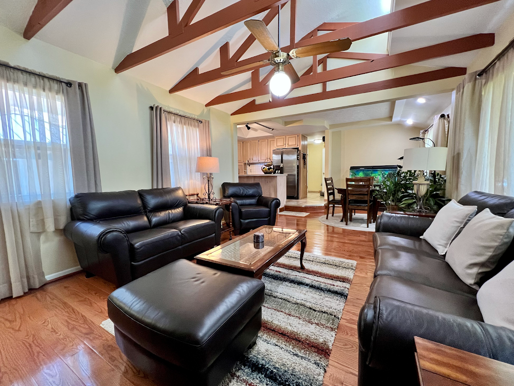 Rachel Realty Team at Keller Williams Premier | 8031 Ortonville Rd #190, City of the Village of Clarkston, MI 48348, USA | Phone: (248) 892-4311