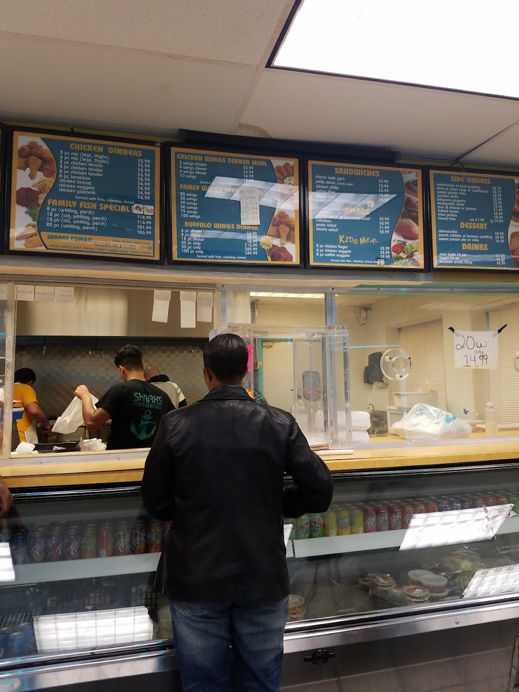 Sharks Fish & Chicken | 1616 W Third St, Dayton, OH 45402, USA | Phone: (937) 224-1300