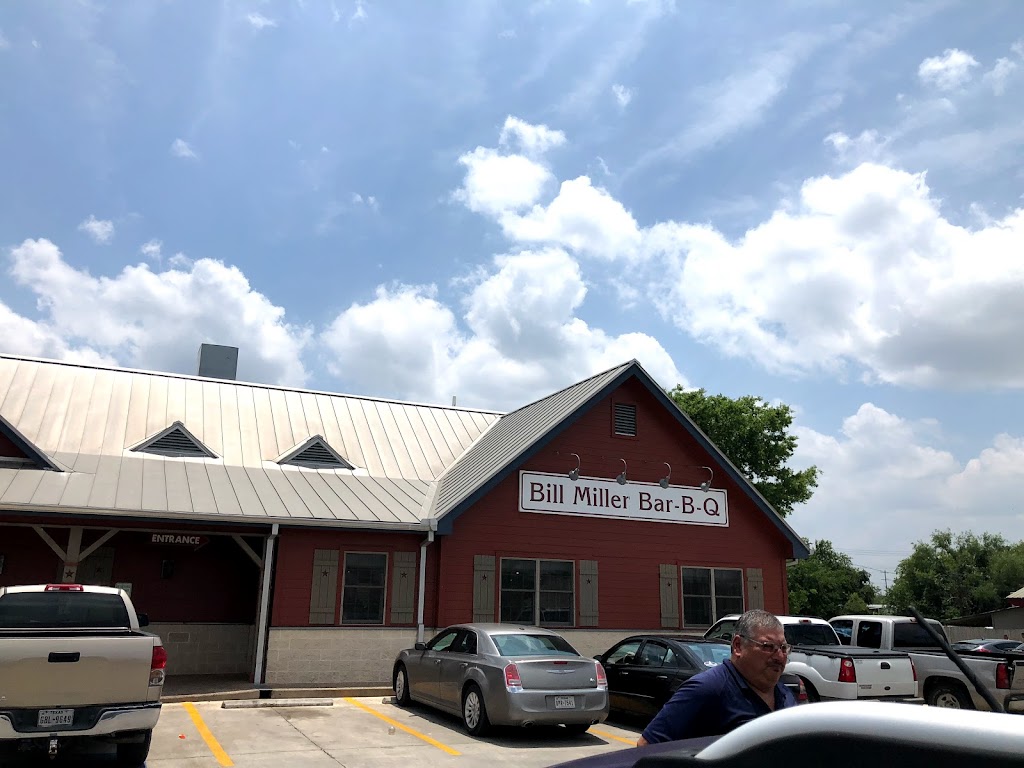 Bill Miller Bar-B-Q | 301 S Main St, Pleasanton, TX 78064, USA | Phone: (830) 569-3266