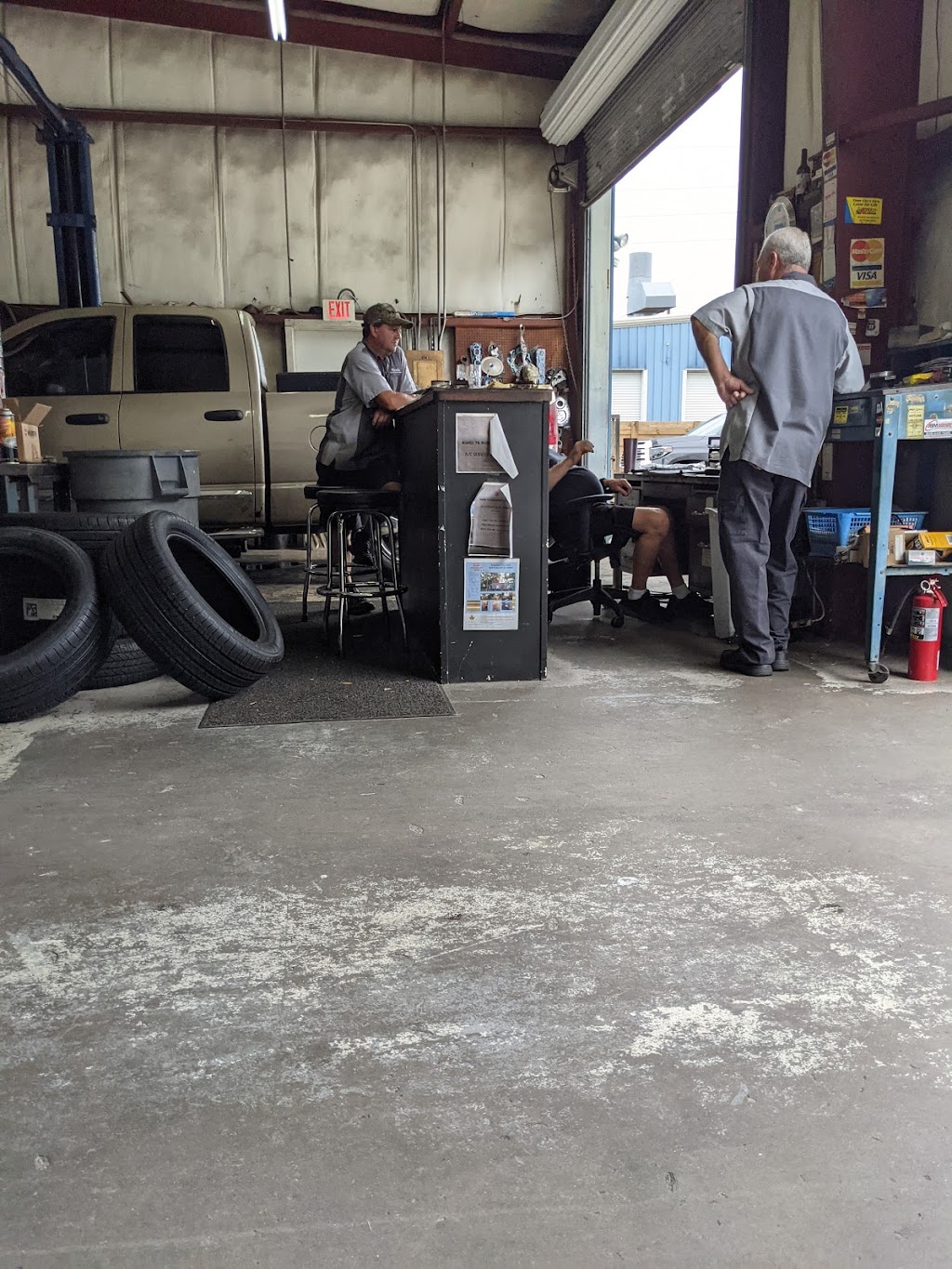 Marks 10th Street Automotive | 1109 Eastern Ave UNIT A, St Cloud, FL 34769, USA | Phone: (407) 957-4116