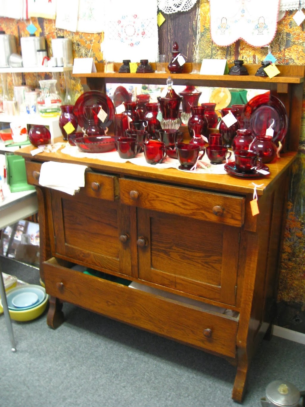 Treasures of Yesteryear Antique Shop | 2277 High St, Cañon City, CO 81212, USA | Phone: (719) 275-7946