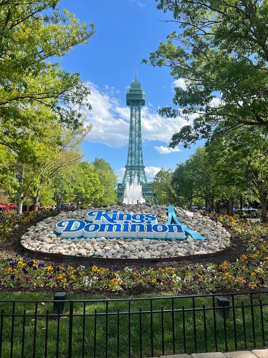 Kings Dominion | 16000 Theme Park Way, Doswell, VA 23047, USA | Phone: (804) 876-5000