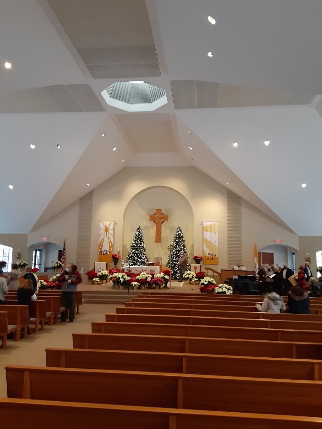 St. Patrick (New Church) | 928 W Everett Rd, Lake Forest, IL 60045, USA | Phone: (847) 234-1401