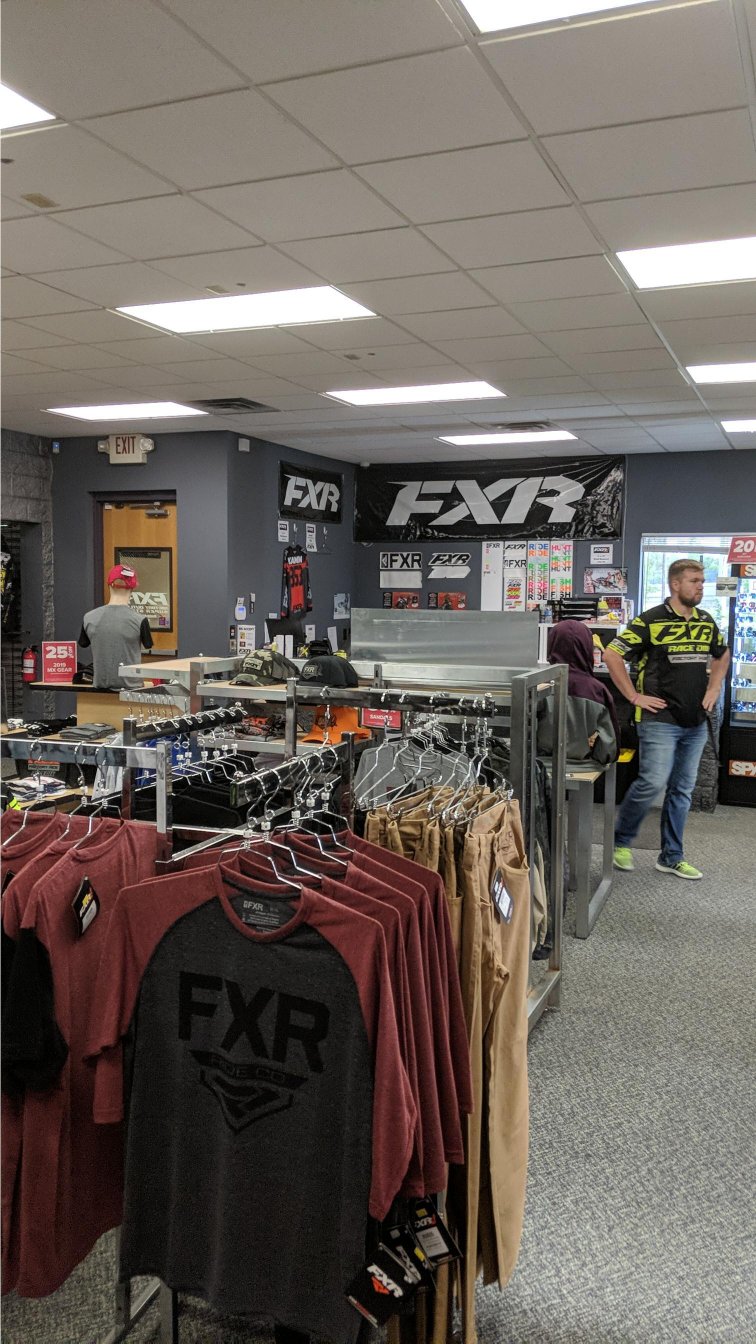 FXR Factory Outlet Superstore - Forest Lake, MN | 1650 11th Ave SW, Forest Lake, MN 55025, USA | Phone: (612) 286-1591