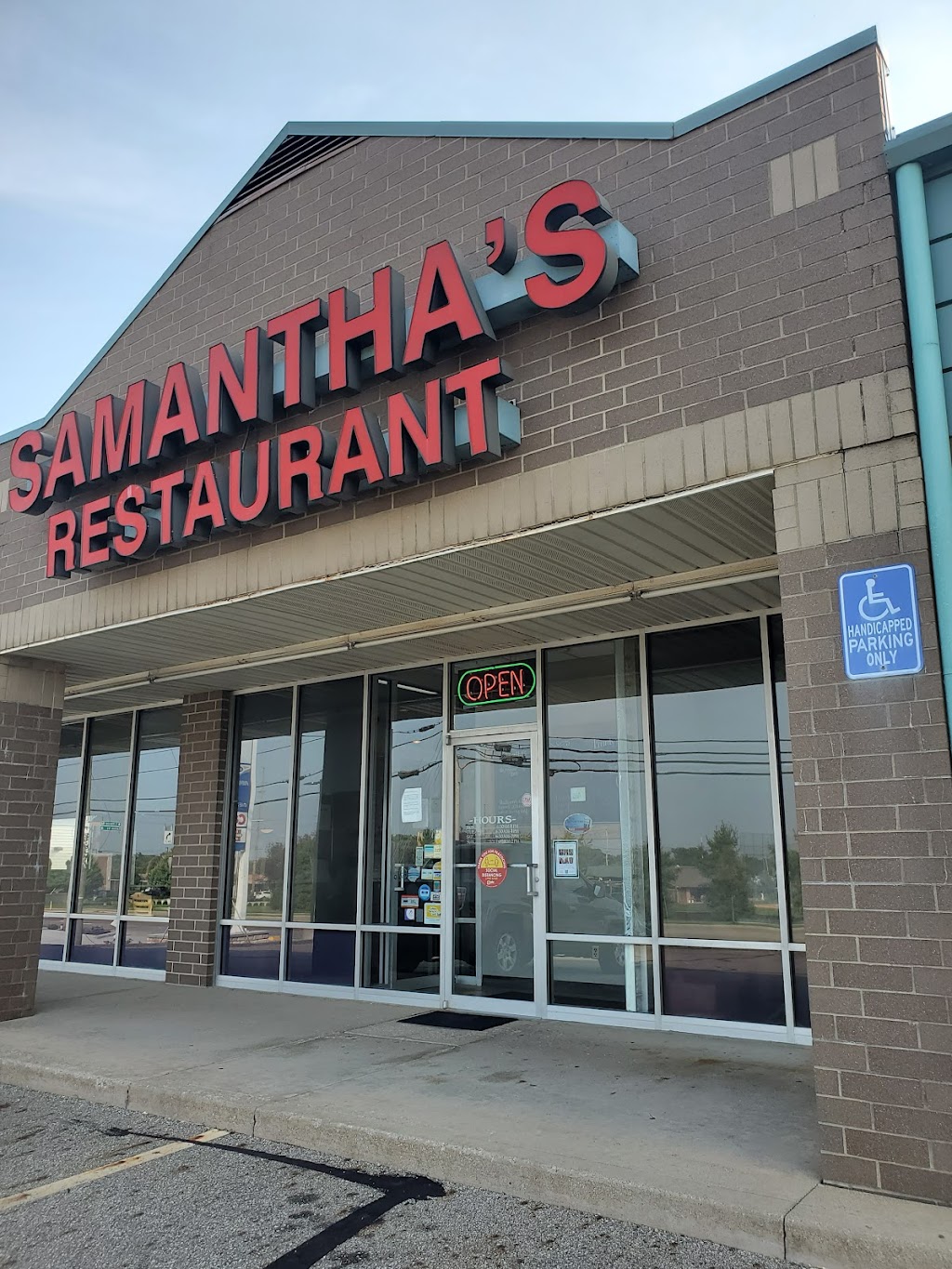 Samanthas Bar and Grille | 6326 Market Ave N, North Canton, OH 44720, USA | Phone: (330) 497-2363