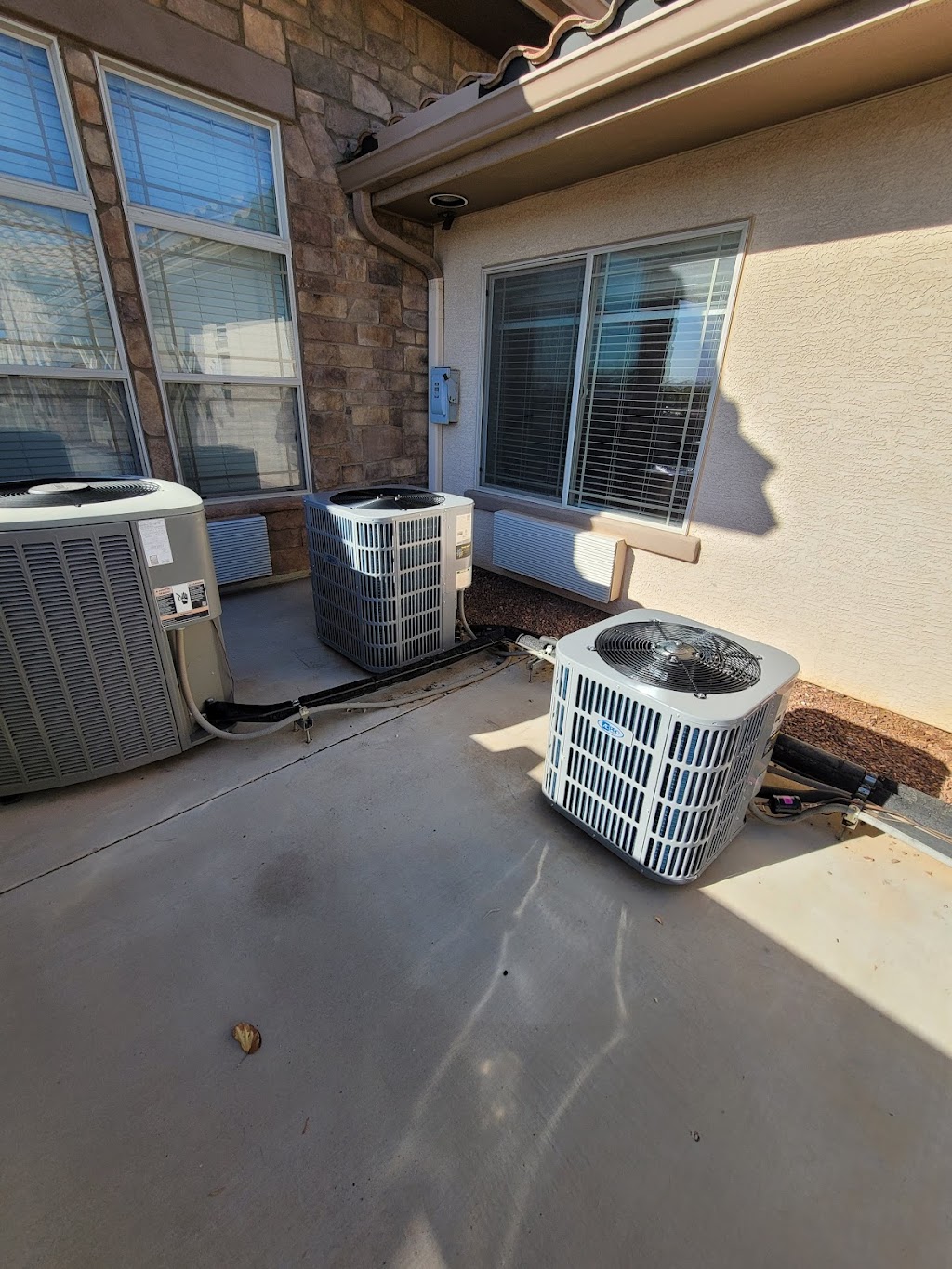 Huffmans Heating & Cooling LLC | 16811 W Barwick Dr, Surprise, AZ 85387, USA | Phone: (623) 606-1145