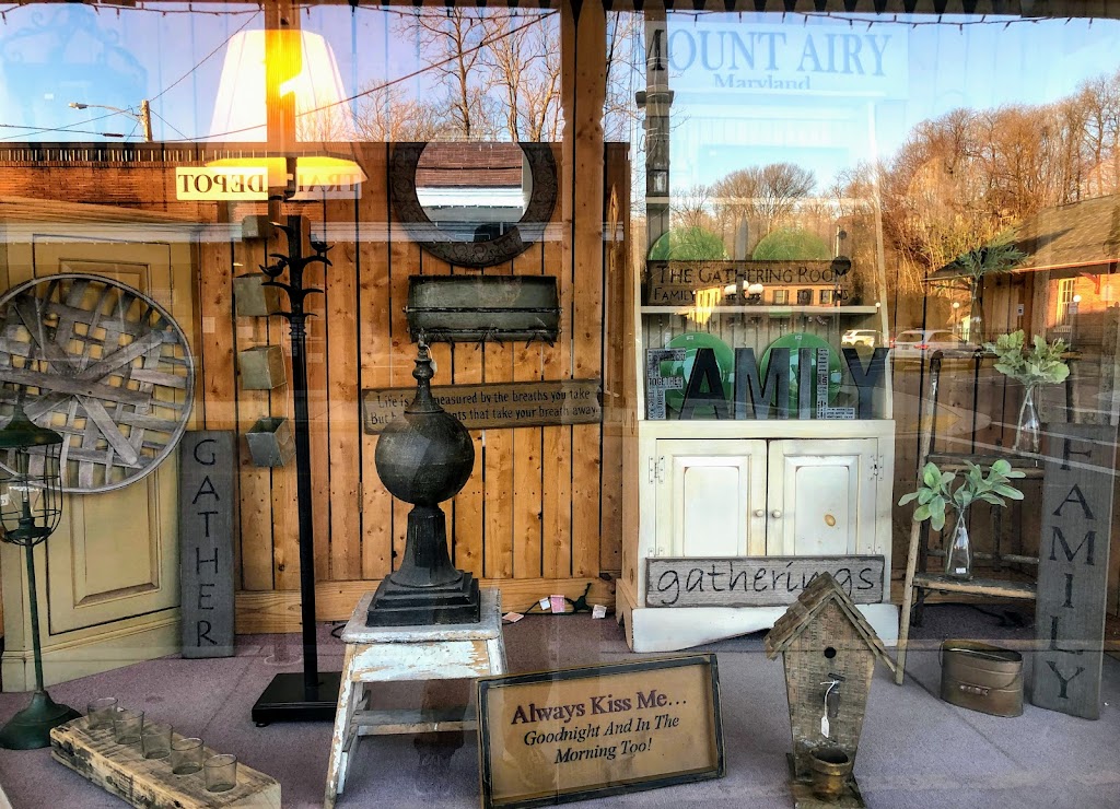 Ben Gue Antiques & Gifts | 4 S Main St, Mt Airy, MD 21771, USA | Phone: (301) 829-2112