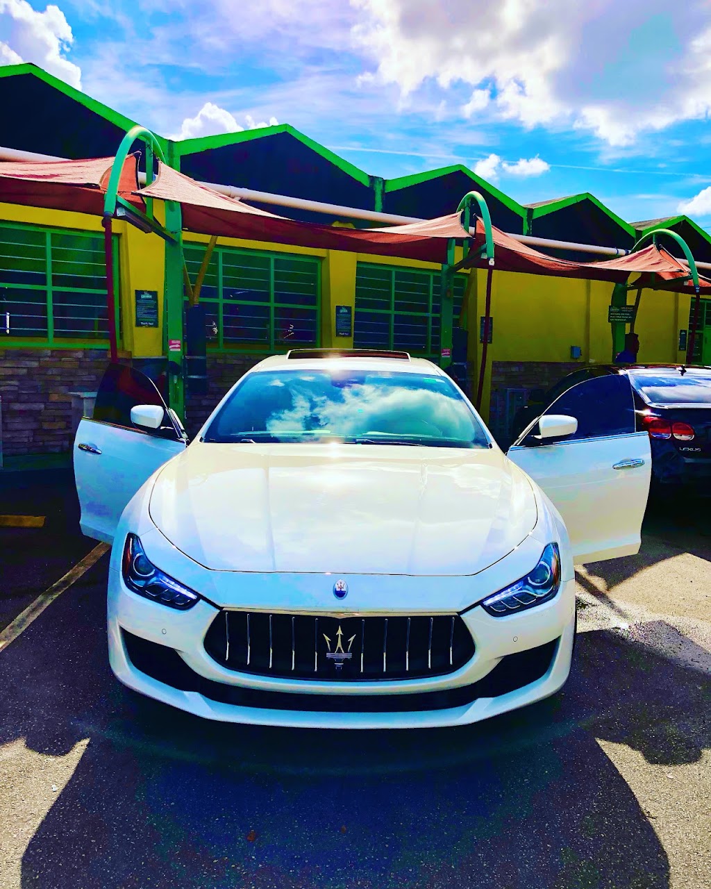 Green Light Car Wash- Lauderhill | 1890 FL-7, Lauderhill, FL 33313, USA | Phone: (954) 368-4903