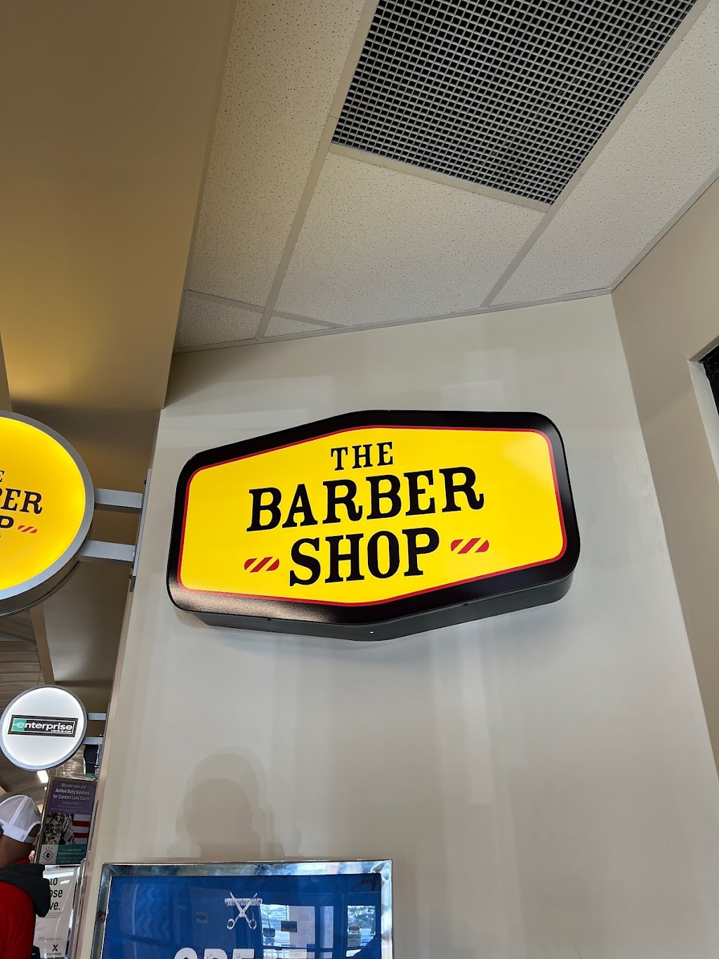 Fort Knox Barber Shop | 127 Gold Vault Rd # 127, Fort Knox, KY 40121, USA | Phone: (502) 942-3817