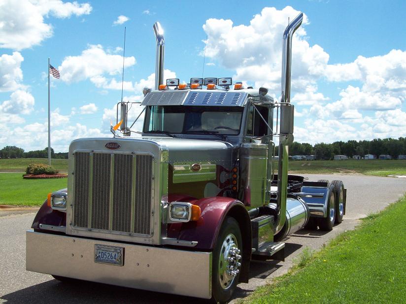 Nuss Truck & Equipment | 18581 Buchanan St NE, East Bethel, MN 55011, USA | Phone: (763) 434-4175
