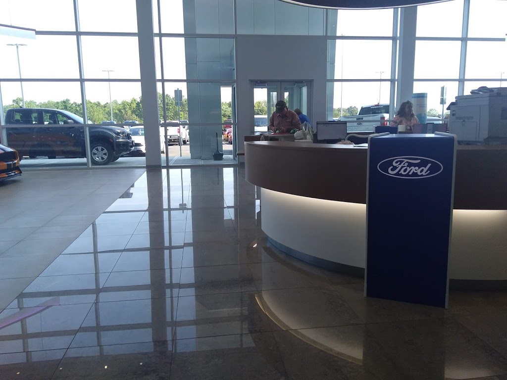 Coughlin Ford of Pataskala | 9800 Worthington Rd, Pataskala, OH 43062, USA | Phone: (800) 920-3914