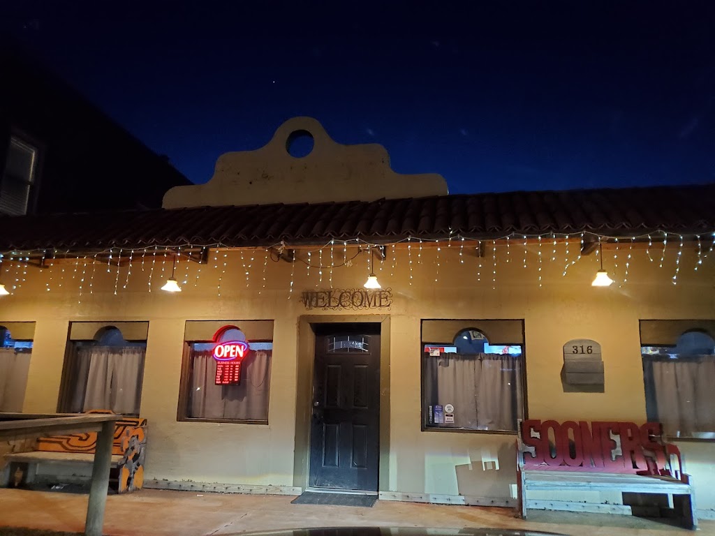 Pecinas Mexican Cafe - El Reno Location | 316 S Choctaw Ave, El Reno, OK 73036, USA | Phone: (405) 262-1909