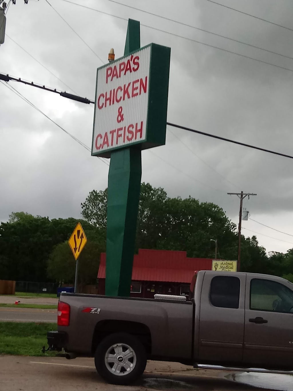 Papas Chicken and Catfish | 218 TX-274, Seven Points, TX 75143, USA | Phone: (903) 432-2691
