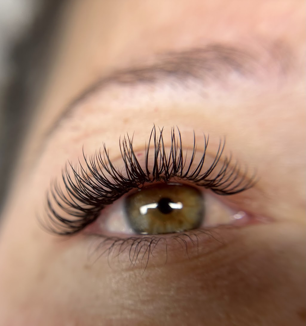 Lashes by yilian | 8053 Canterbury St, Spring Hill, FL 34606, USA | Phone: (786) 734-9887