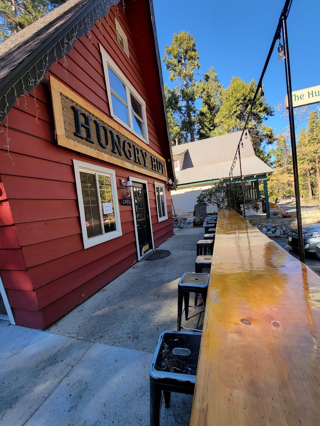 Hungry Hut | 42008 Tollhouse Rd, Shaver Lake, CA 93664 | Phone: (559) 841-3222