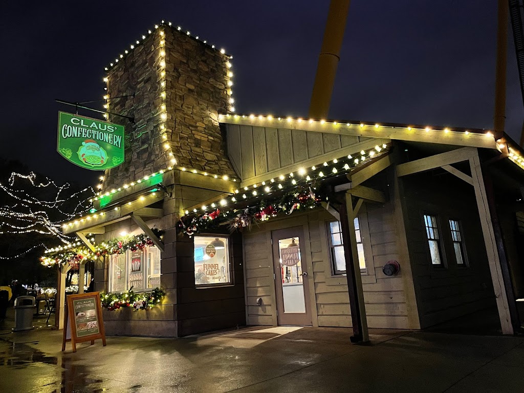 Rivertown Funnel Cakes | 6300 Kings Island Dr, Mason, OH 45040, USA | Phone: (513) 754-5700