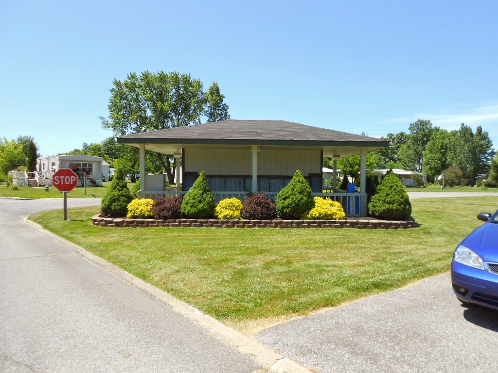 West Ridge Green Mobile Home | 9235 W Ridge Rd, Elyria, OH 44035, USA | Phone: (440) 322-4645