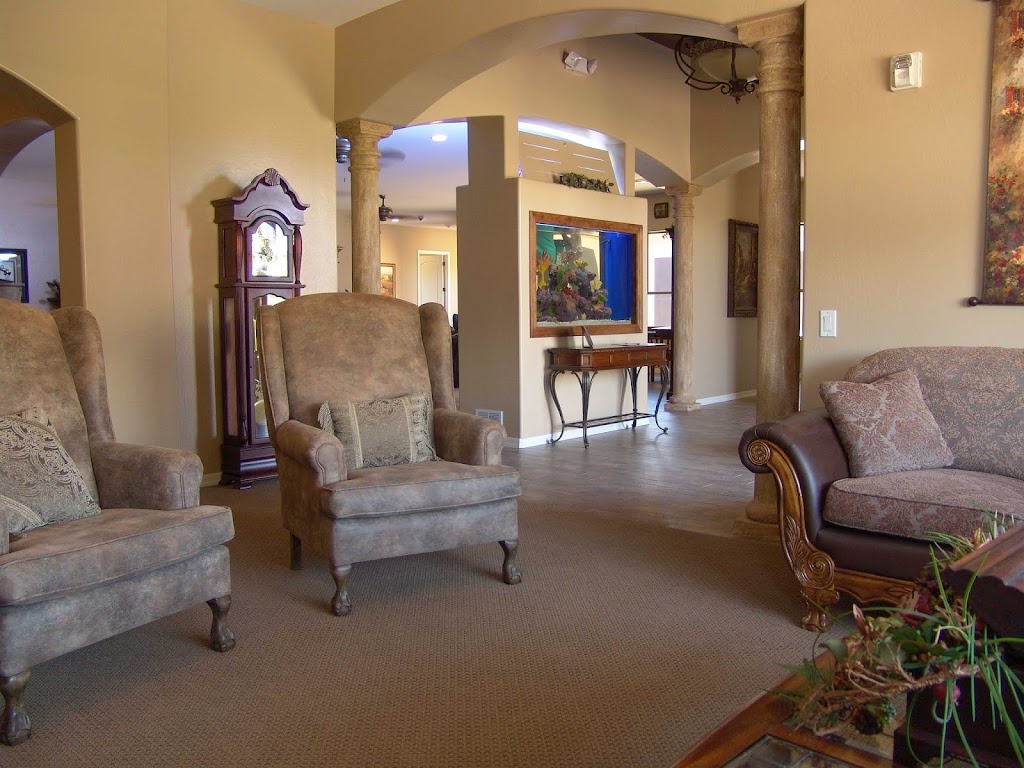 Moonlight Manor Assisted Living | 15129 W Paradise Ln, Surprise, AZ 85374, USA | Phone: (623) 546-9481