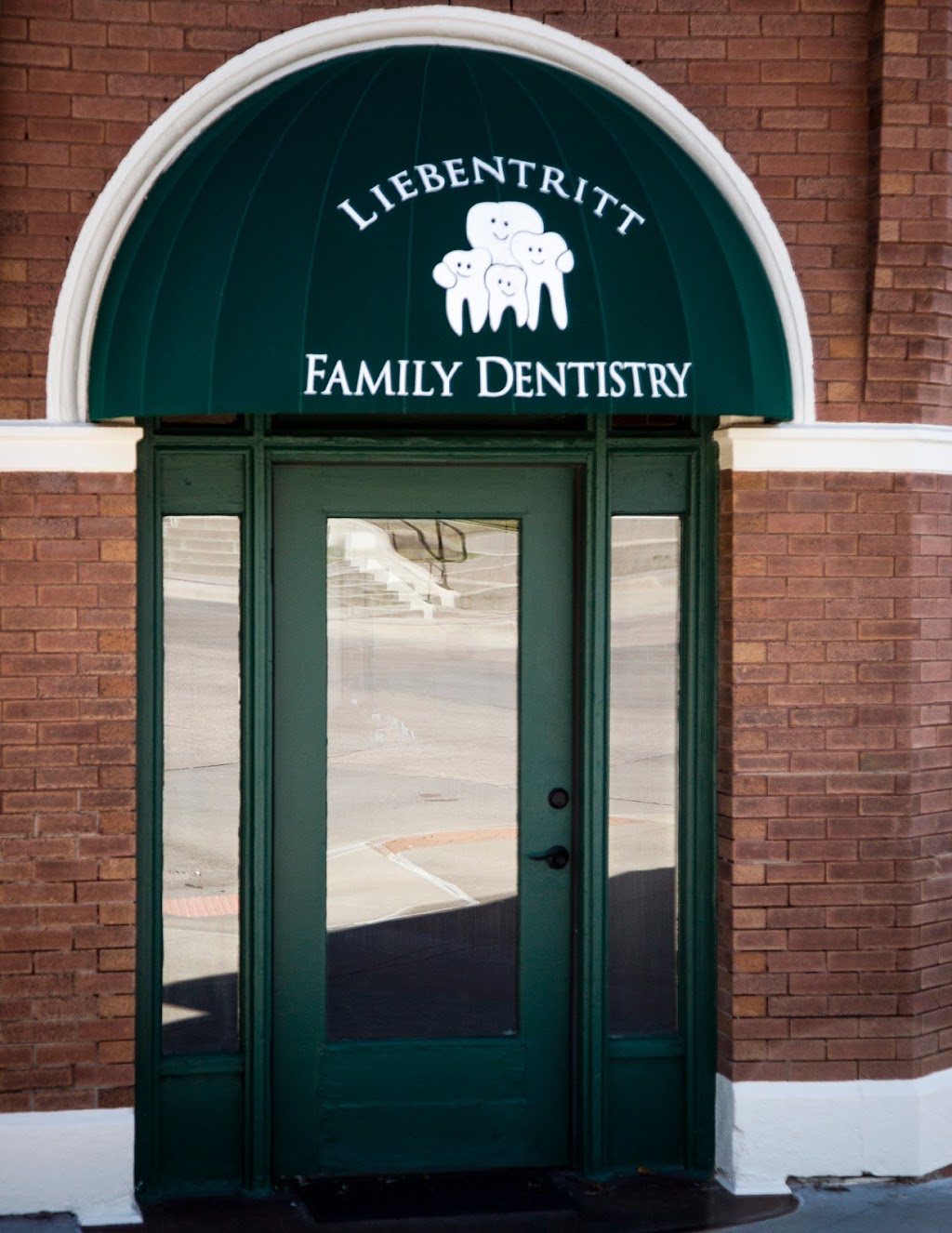 Liebentritt Family Dentistry | 191 Main St, Springfield, NE 68059, USA | Phone: (402) 253-2868