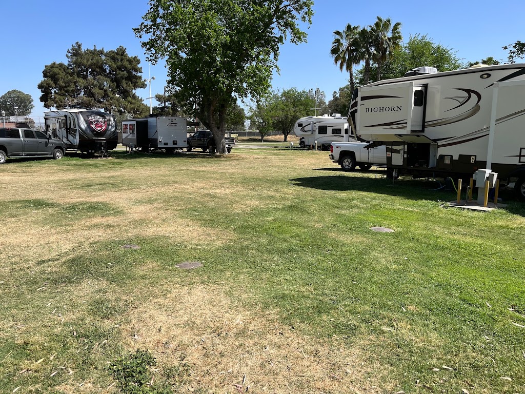 Kings County Fairgrounds RV parking | 951 10th Ave, Hanford, CA 93230, USA | Phone: (559) 584-3318