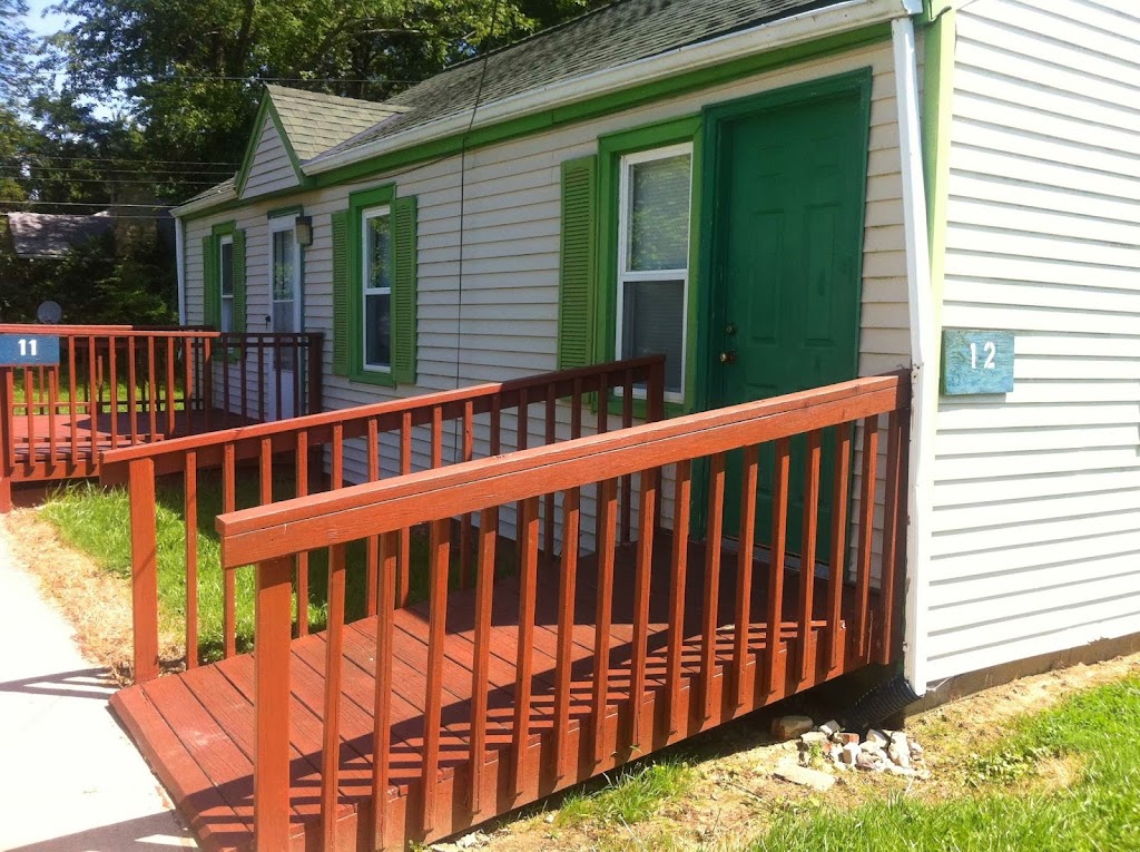 Green Crest Motel | 741 S High St, Mt Orab, OH 45154, USA | Phone: (937) 444-4115