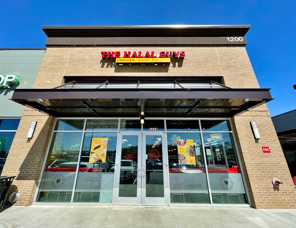 The Halal Guys | 2925 Buford Dr Ste #1210, Buford, GA 30519, USA | Phone: (678) 765-0630