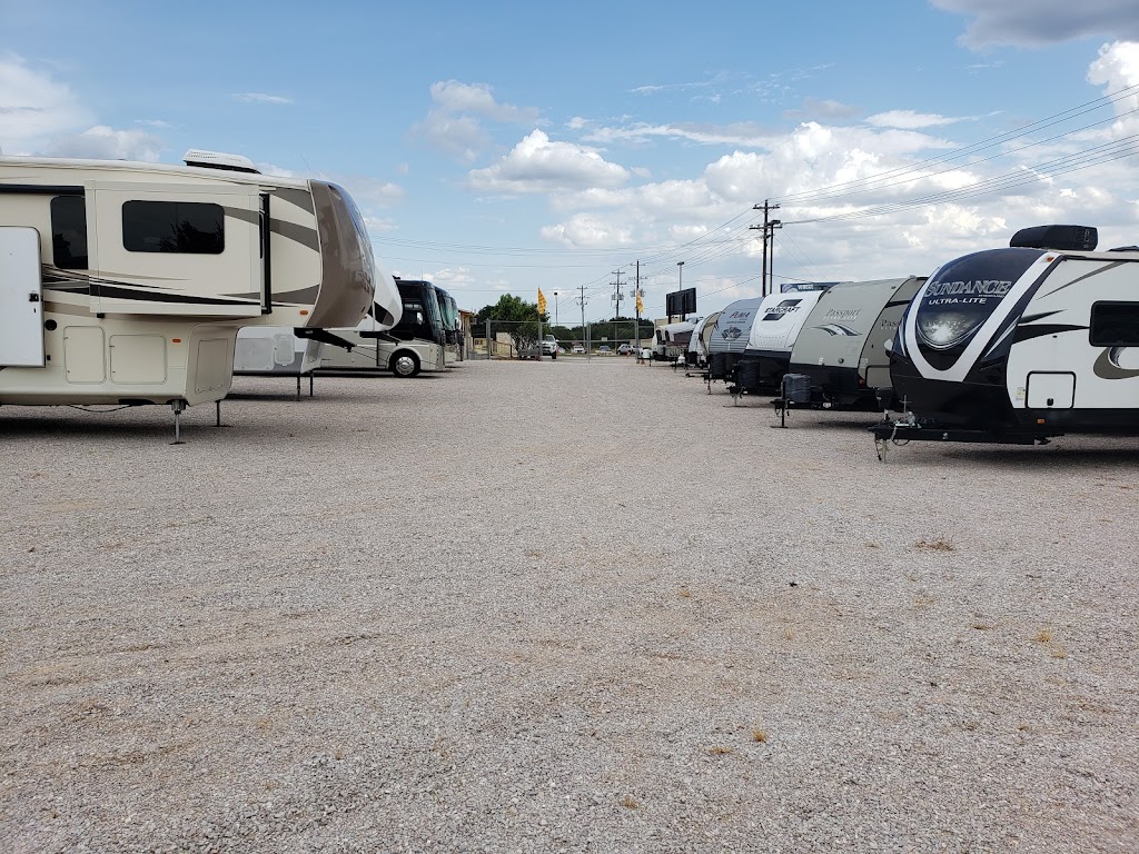 Cripple Creek Rv Consignment & Sales | 107 Bailey Ln, Liberty Hill, TX 78642 | Phone: (512) 778-5888