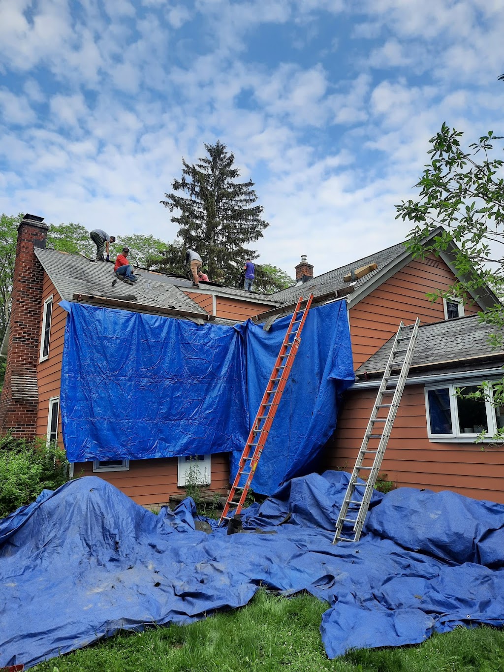 A+ Roofing Contractor Twin Improvements | 473 Brook Dr, Eastlake, OH 44095, USA | Phone: (216) 773-0757