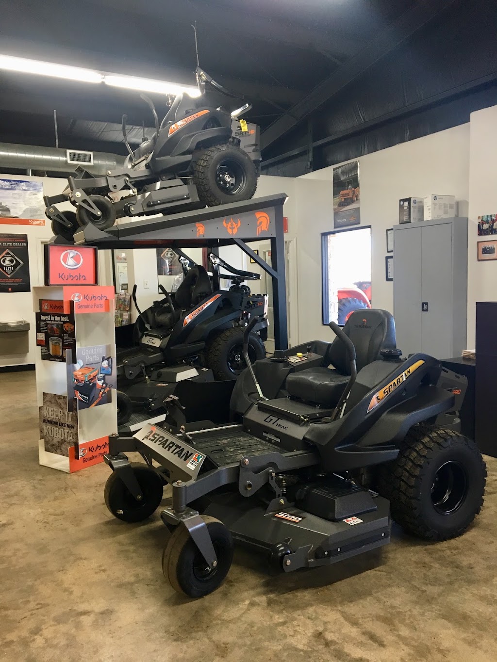 Zimmerer Kubota & Equipment | 3218 US-82, Gainesville, TX 76240, USA | Phone: (940) 668-7861