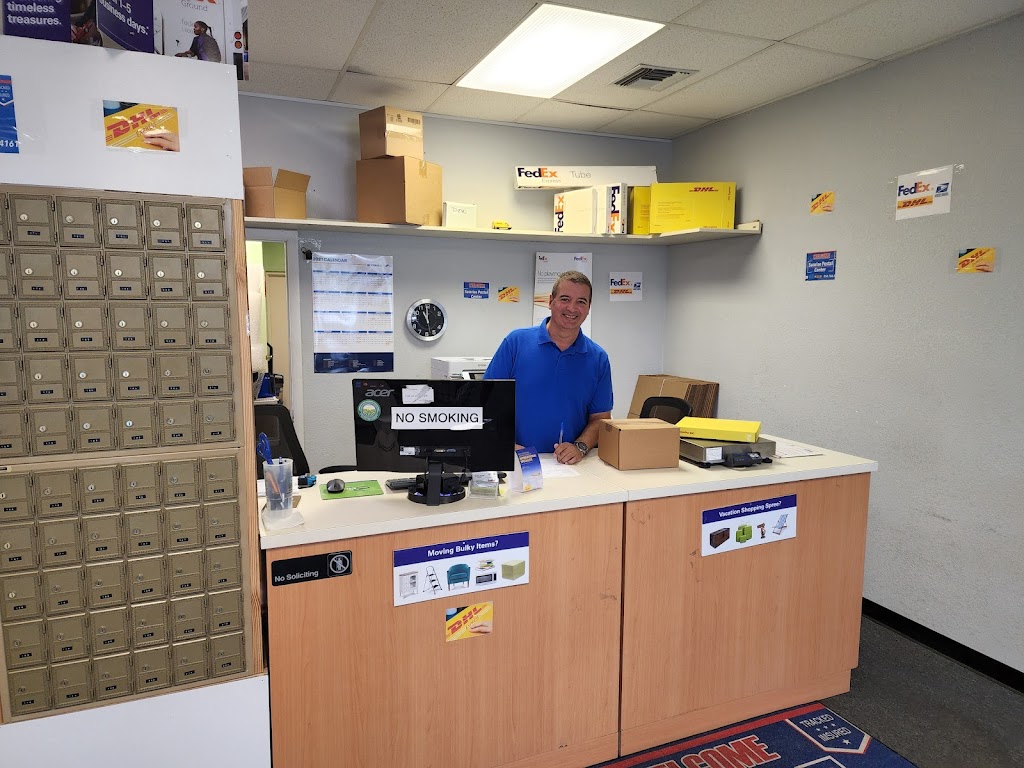 Sunrise Postal Center- DHL, Fedex, USPS, Fax, Mailbox and NOTARY Services | 2684 N University Dr, Sunrise, FL 33322, USA | Phone: (954) 766-4161