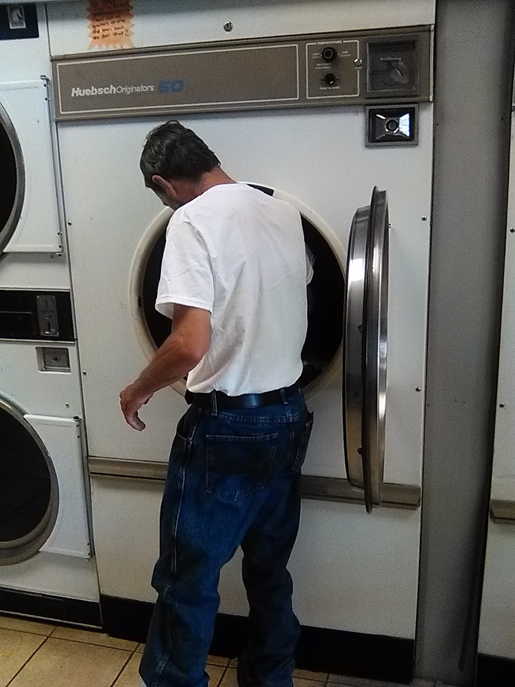 Speedwash Laundromat | 124 Avalon Dr, Salisbury, NC 28144, USA | Phone: (704) 637-3969