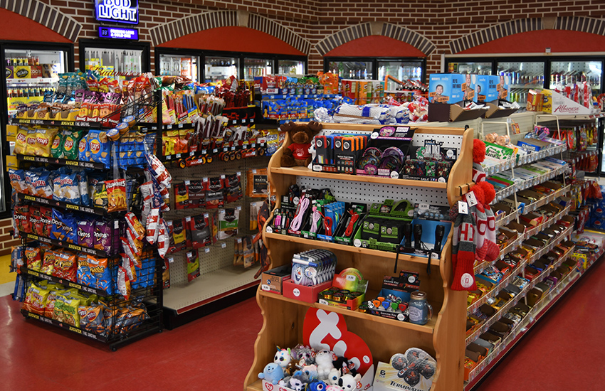 Mickey Mart | 704 N Main St, Wellington, OH 44090, USA | Phone: (440) 647-9400