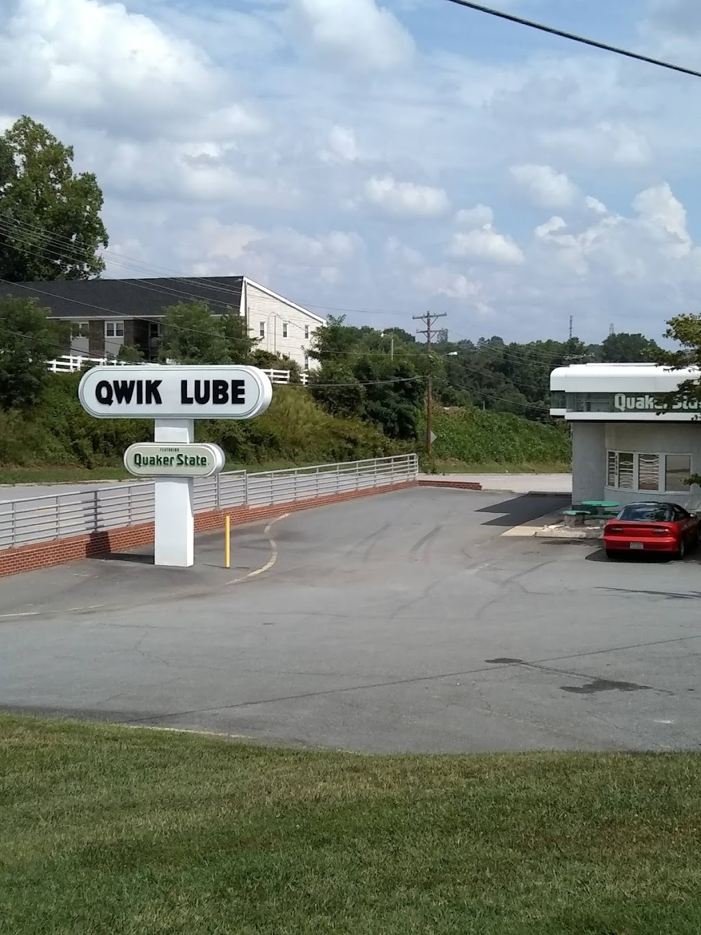 Qwik Lube | 4896 Country Club Rd, Winston-Salem, NC 27104, USA | Phone: (336) 765-0940