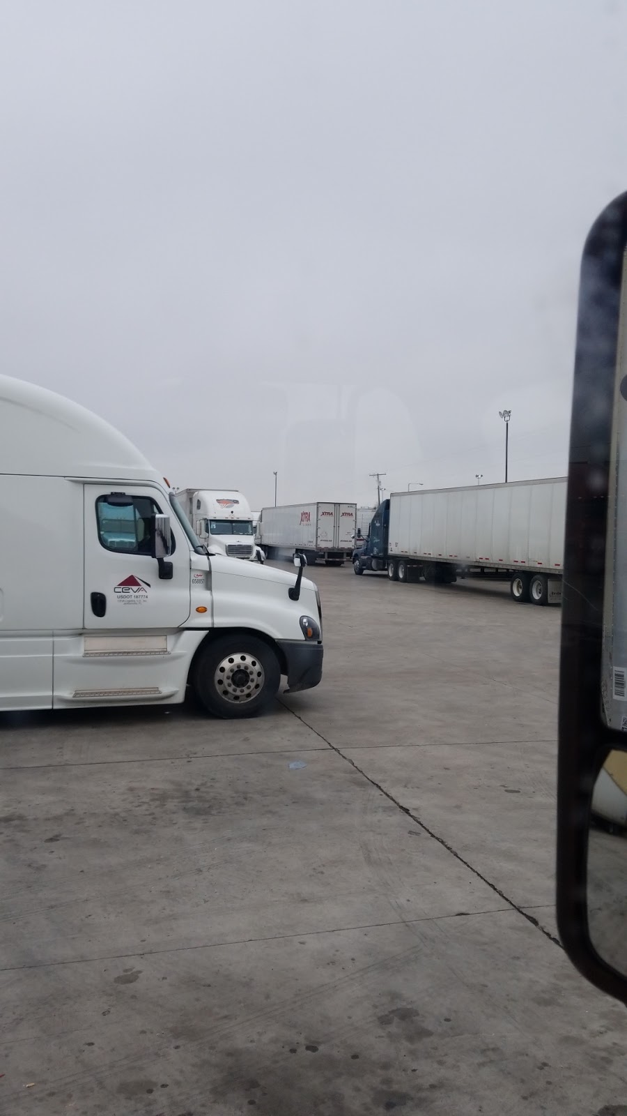 DHL Warehouse | 7802 Bob Bullock Loop, Laredo, TX 78045, USA | Phone: (956) 725-1505