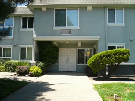 Heatherwood Apartments | 1251 Fulton Ave, Sacramento, CA 95825, USA | Phone: (916) 486-3523