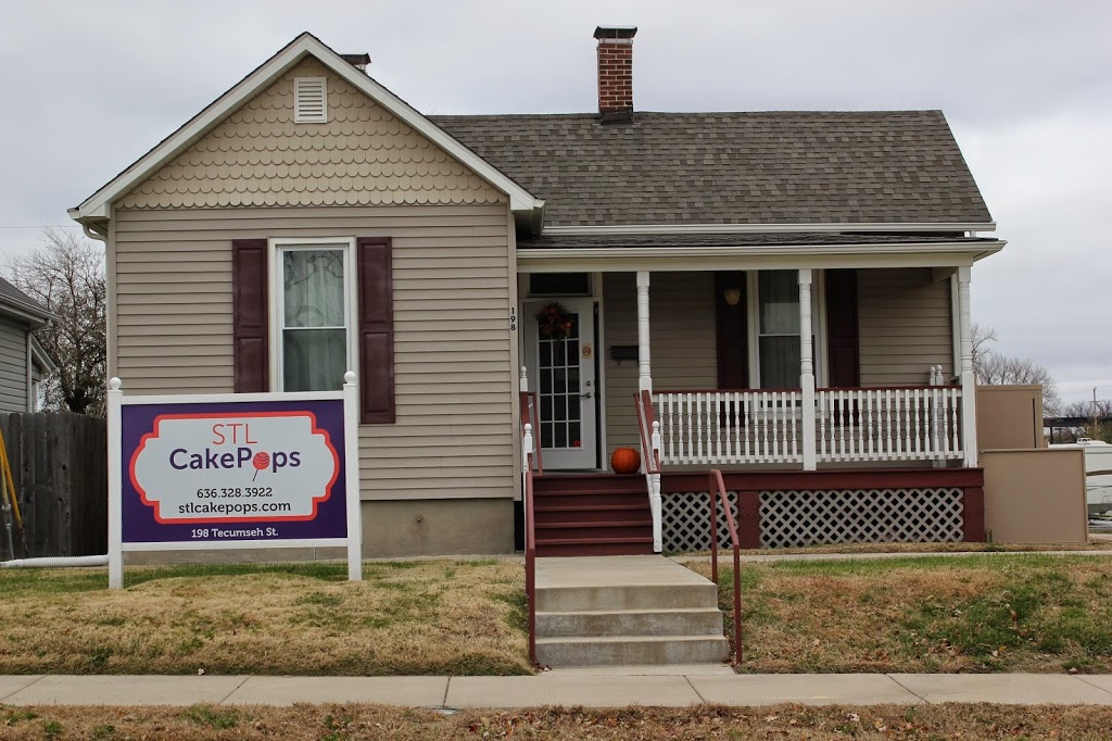 STL Cake Pops | 198 Tecumseh St, St Charles, MO 63301, USA | Phone: (636) 328-3922