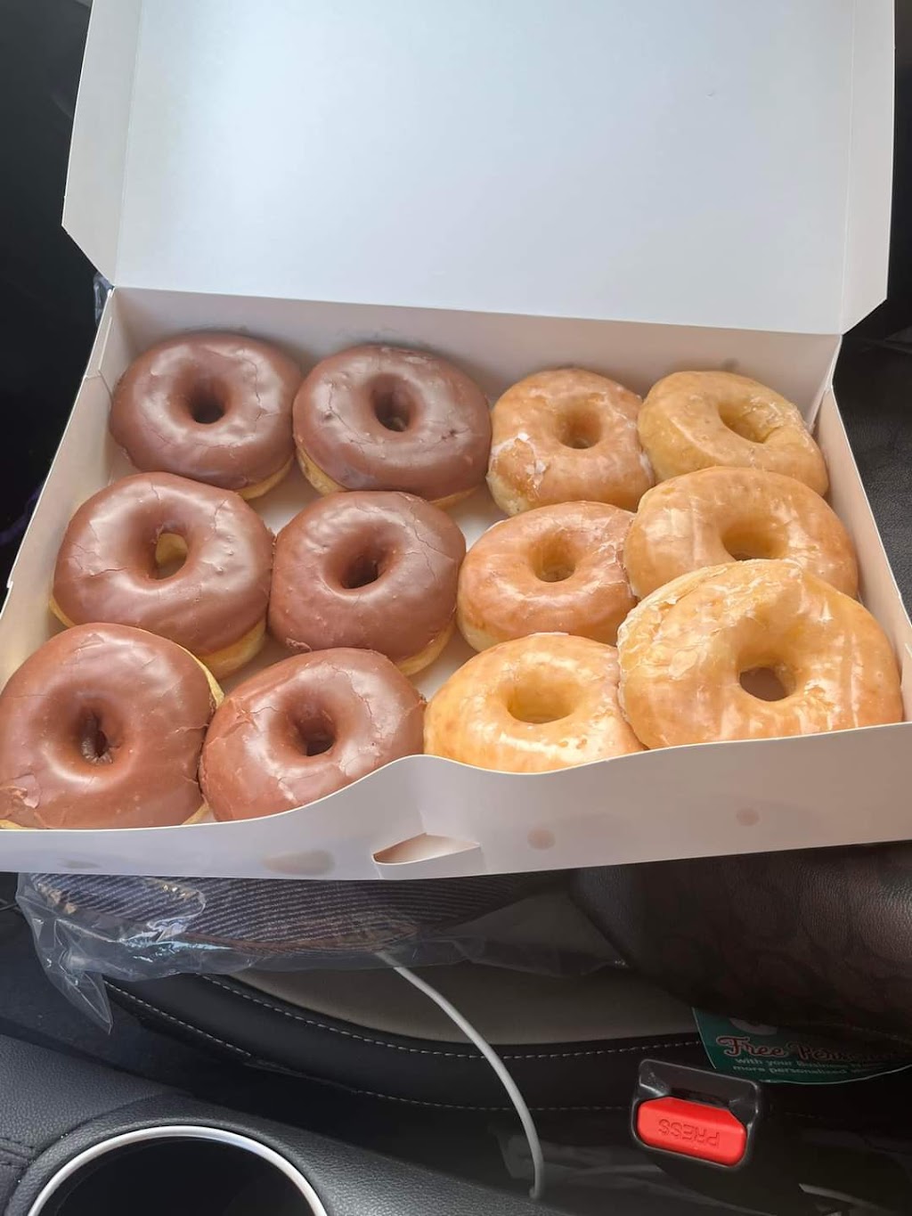 Smiley Donuts | 19101 Florida Blvd, Albany, LA 70711, USA | Phone: (225) 209-5666